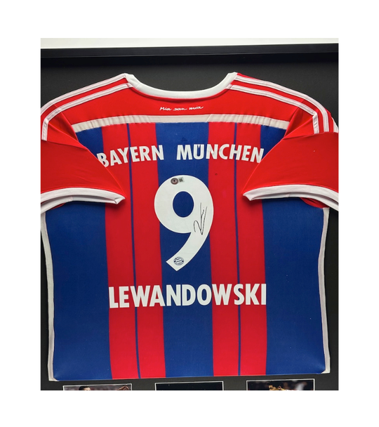 Robert Lewandowski FC Bayern Munich 14/15 framed home shirt 