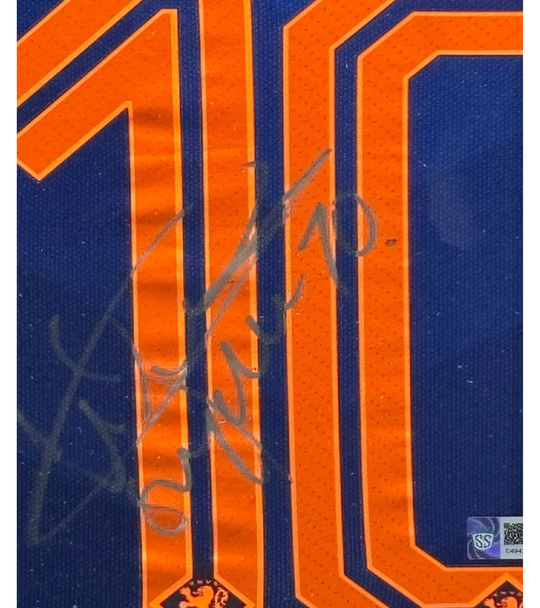 Wesley Sneijder Netherlands 14/15 framed away shirt 