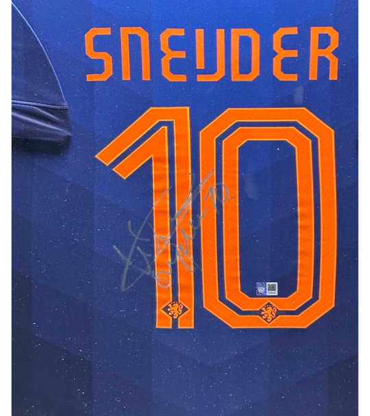 Wesley Sneijder Netherlands 14/15 framed away shirt 