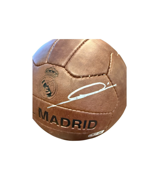 Zinedine Zidane Real Madrid Retro Football 