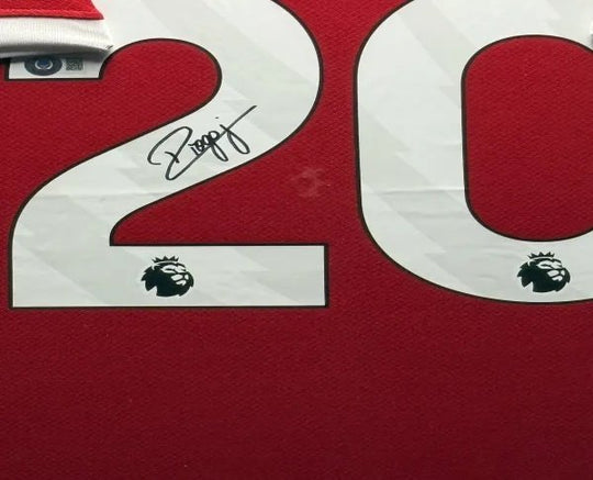 Diogo Jota Liverpool 22/23 framed home shirt