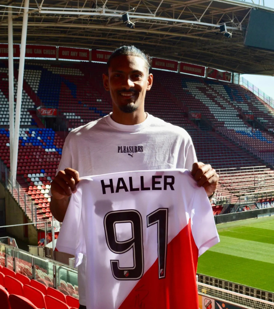 Sebastien Haller FC Utrecht 24/25 home shirt 