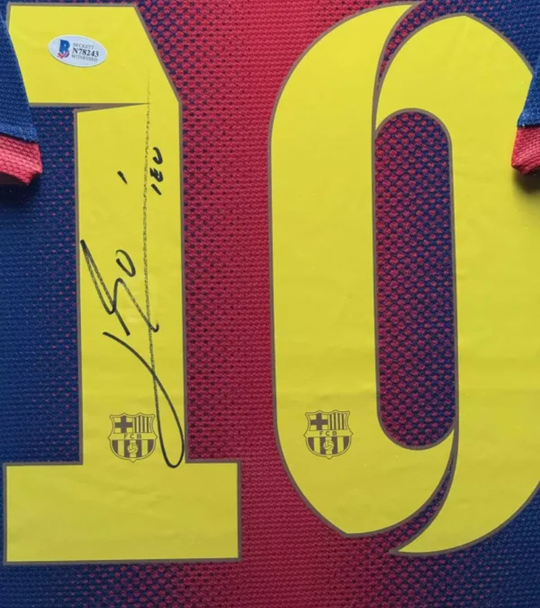 Lionel Messi FC Barcelona 12/13 framed home shirt 