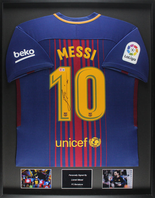 Lionel Messi FC Barcelona 17/18 framed home shirt 