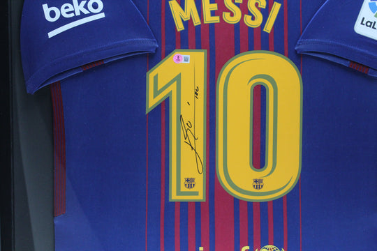 Lionel Messi FC Barcelona 17/18 framed home shirt 
