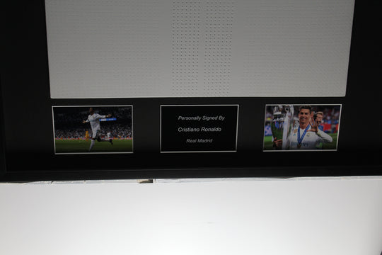 Cristiano Ronaldo Real Madrid 17/18 Framed Home Shirt 