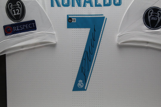Cristiano Ronaldo Real Madrid 17/18 Framed Home Shirt 