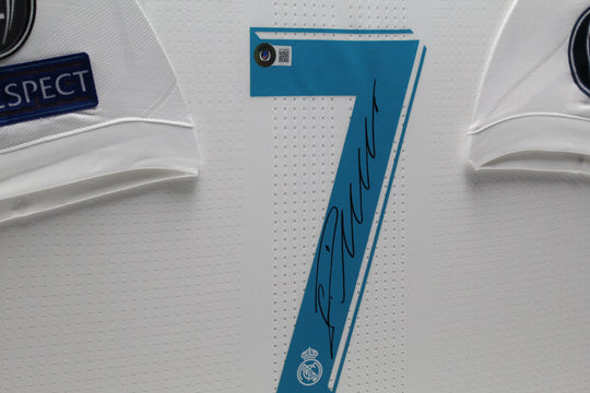 Cristiano Ronaldo Real Madrid 17/18 Framed Home Shirt 