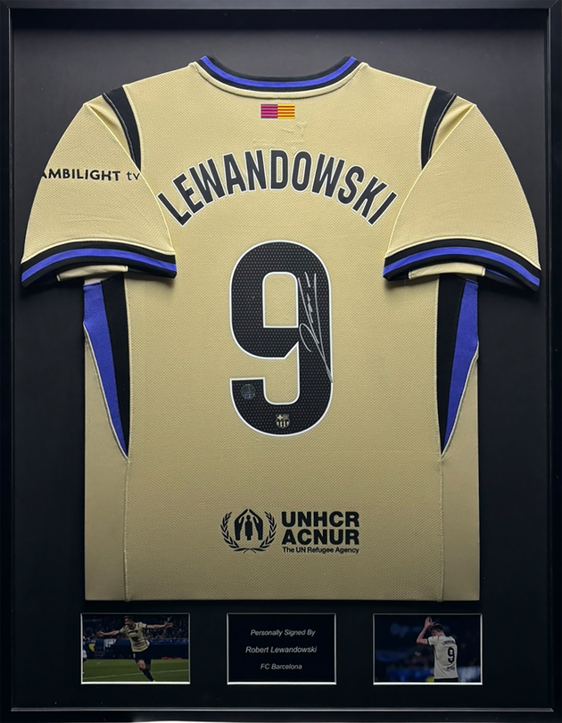 Robert Lewandowski FC Barcelona 25/26 framed from shirt frame home shirt 