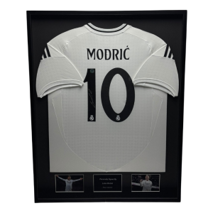 Luka Modric Real Madrid 24/25 ingelijst thuis shirt